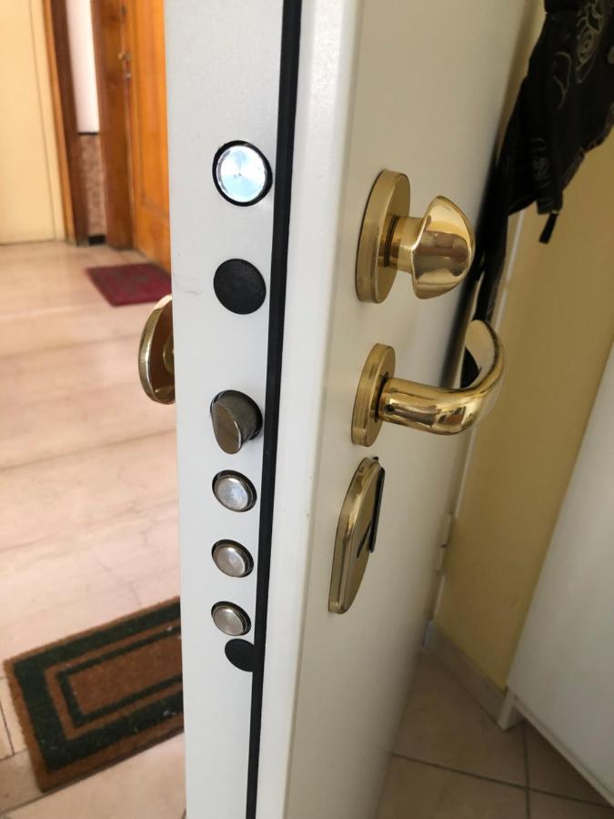 Centrally Located Apt By Harbour With Elevator San Remo Extérieur photo