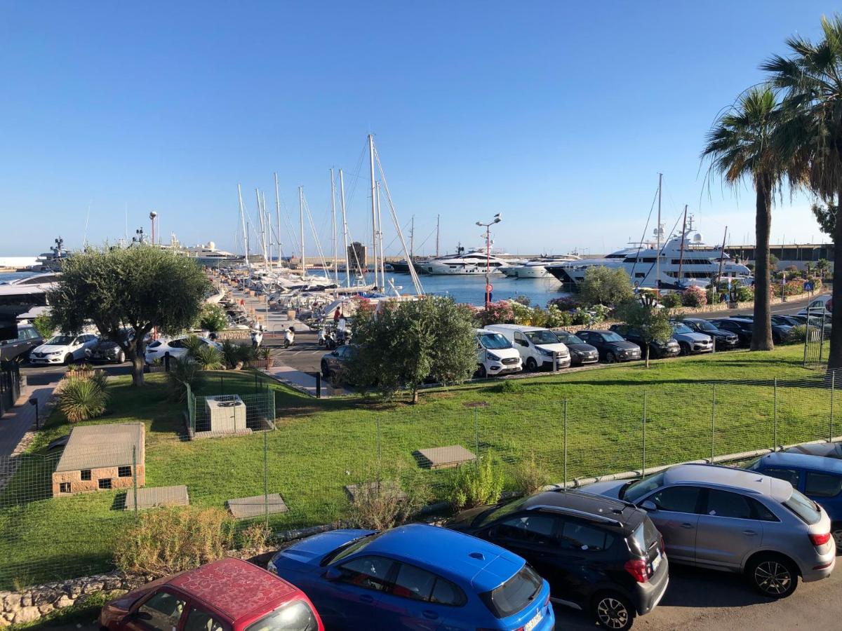 Centrally Located Apt By Harbour With Elevator San Remo Extérieur photo