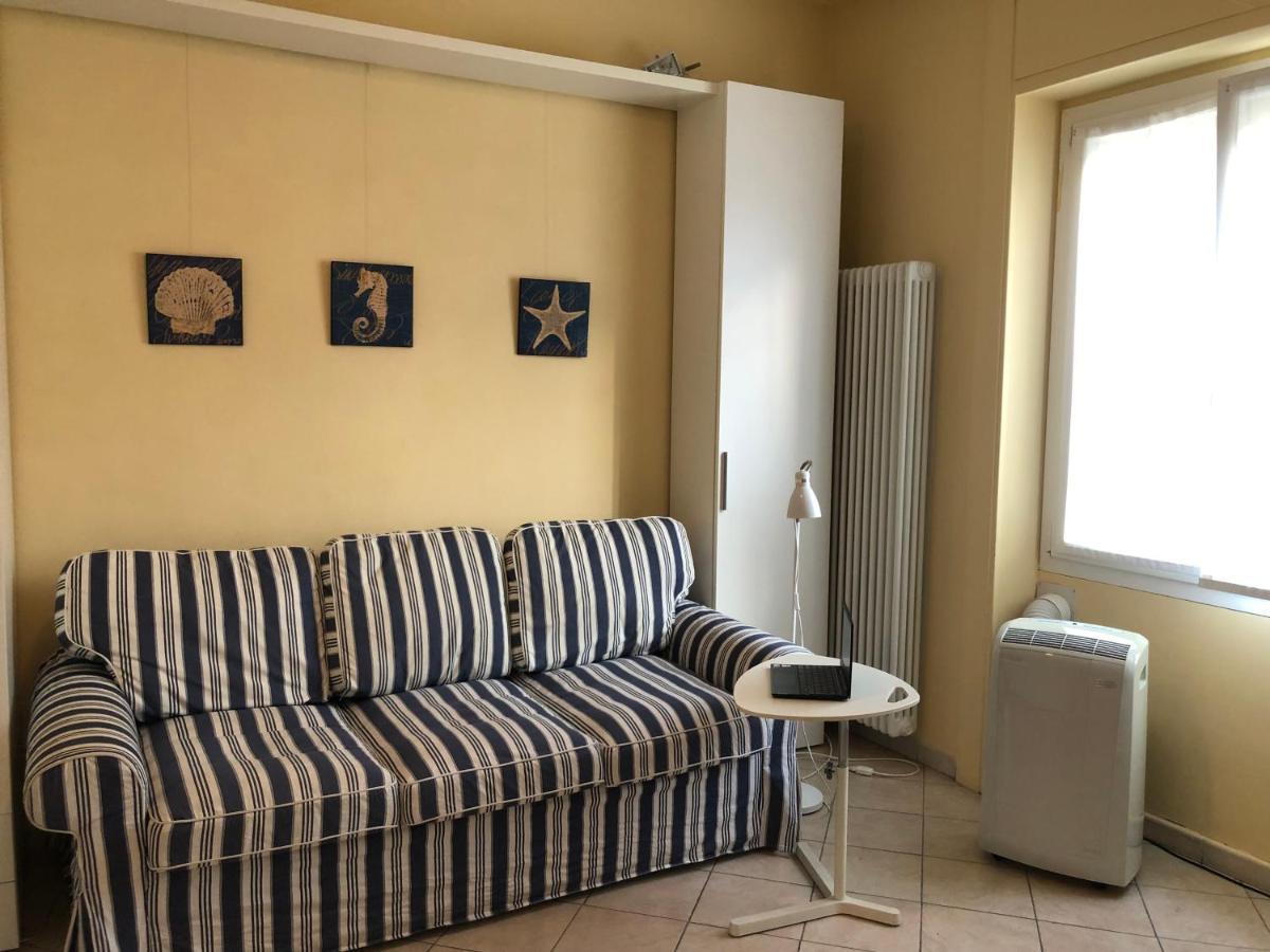 Centrally Located Apt By Harbour With Elevator San Remo Extérieur photo